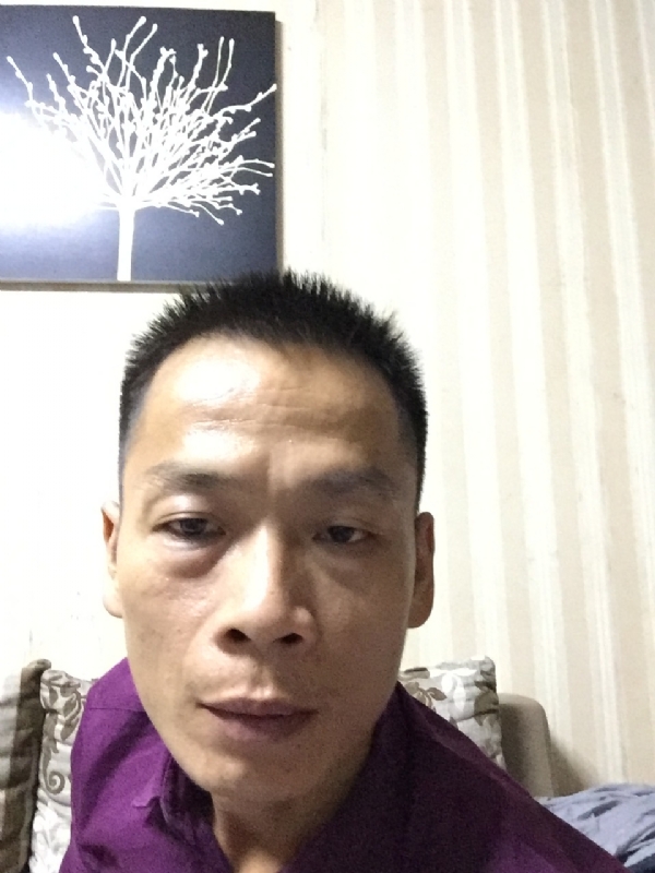 alongzhe的第一张照片--马尾相亲网