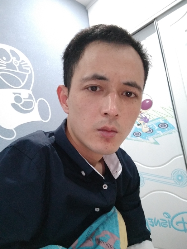 容晨的第一张照片--马尾相亲网