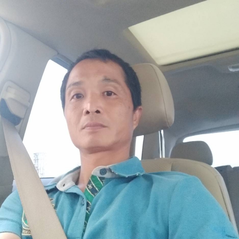 温柔男孩的第一张照片--马尾相亲网