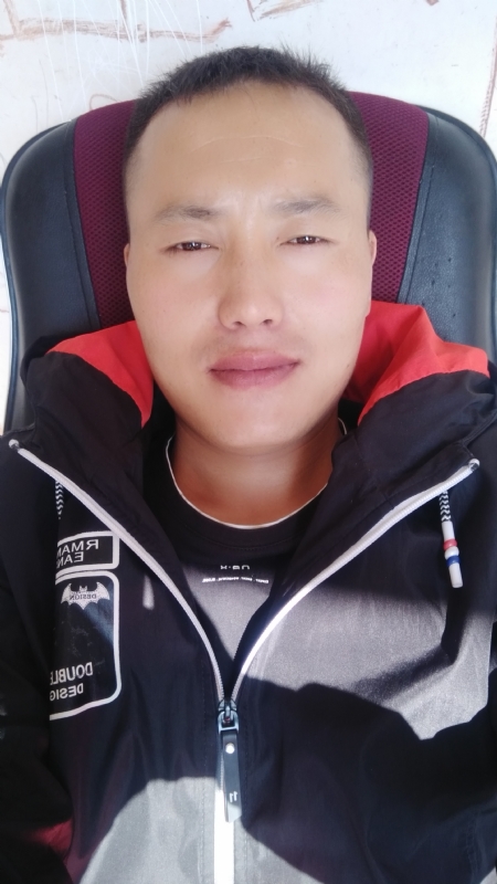 一花一世界的第三张照片--马尾相亲网
