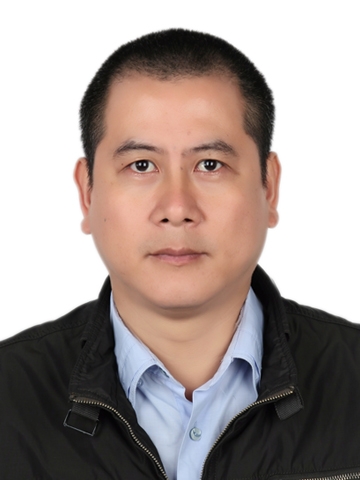 小佳的第一张照片--马尾相亲网
