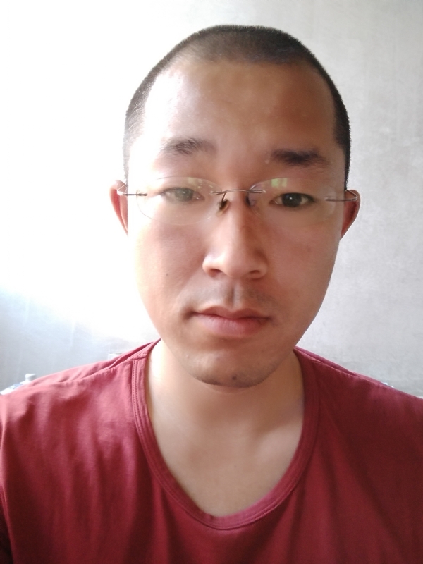 陌生吟的第一张照片--马尾相亲网
