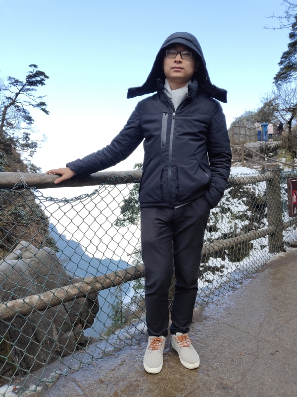 记录的地平线的第一张照片--马尾相亲网