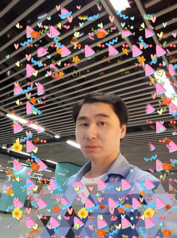 绿叶的第一张照片--马尾相亲网