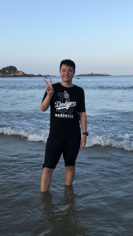 闭月的第一张照片--马尾相亲网