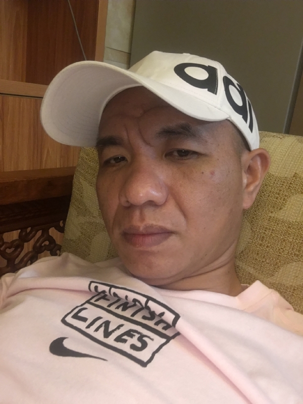 坚持到底的第一张照片--马尾相亲网