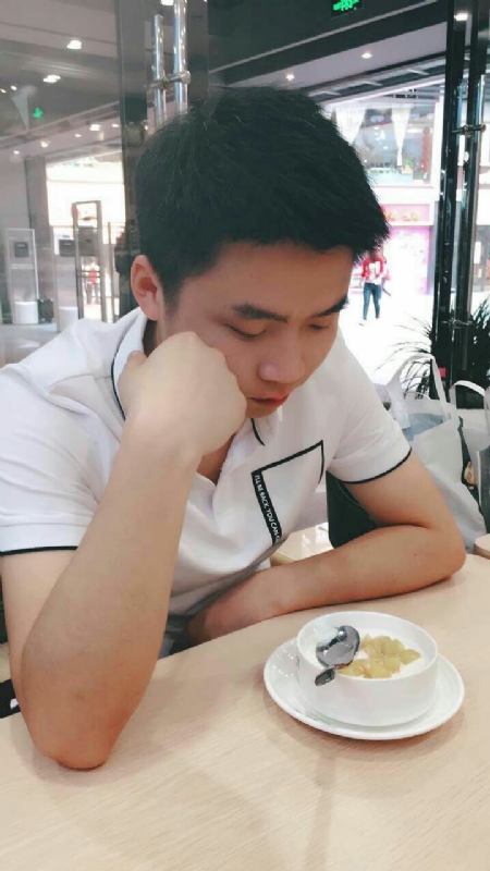 情绪的第一张照片--马尾相亲网