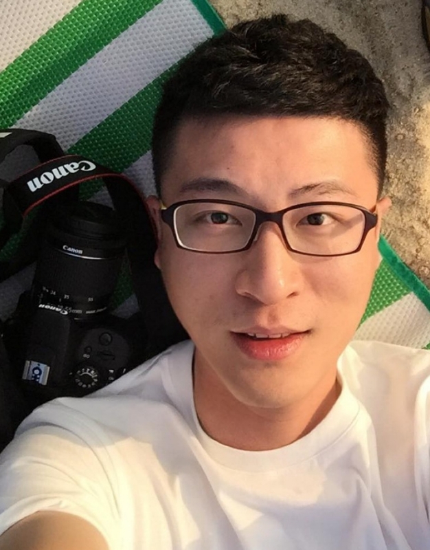在路上的第一张照片--马尾相亲网