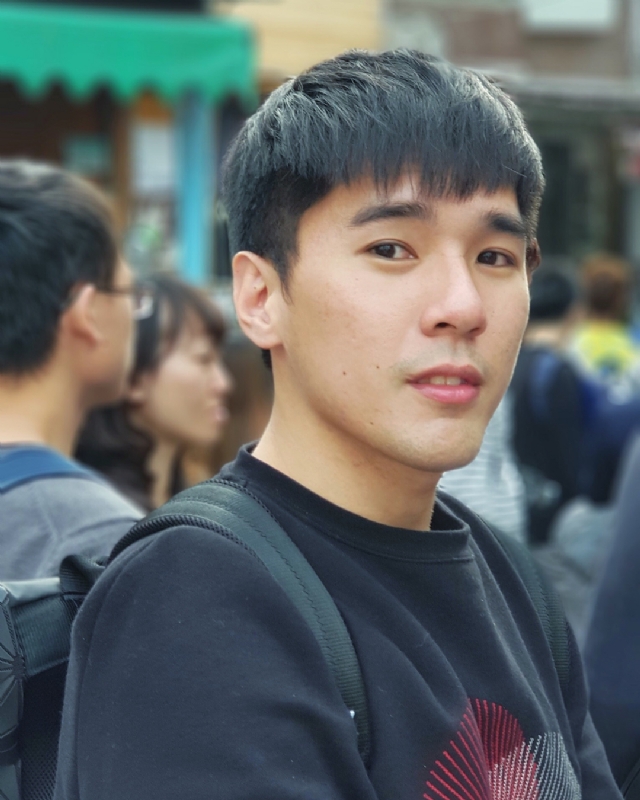 雨中孤独的第一张照片--马尾相亲网