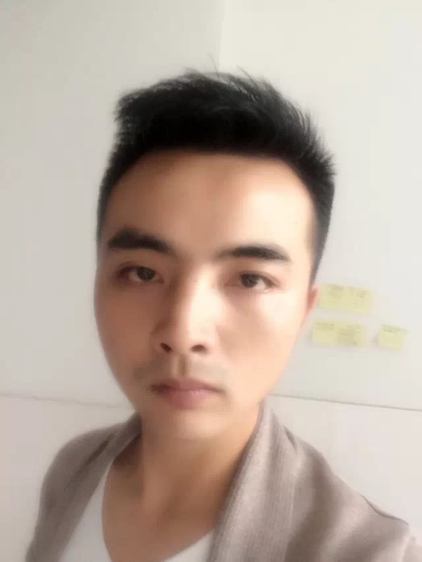 Adam的第一张照片--马尾相亲网