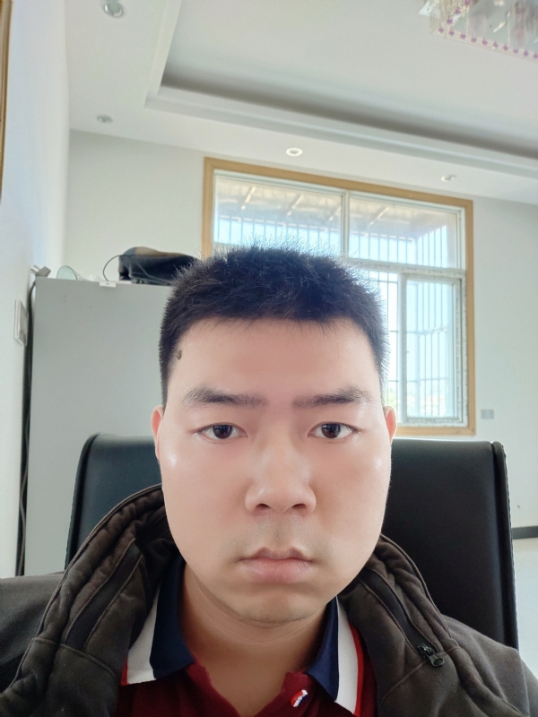 咚咚咚的第一张照片--马尾相亲网