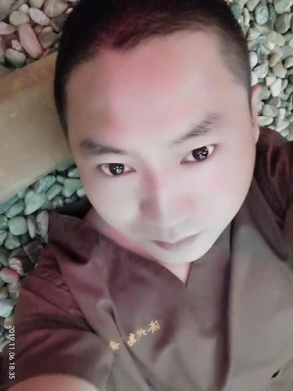 红枫叶的第一张照片--马尾相亲网