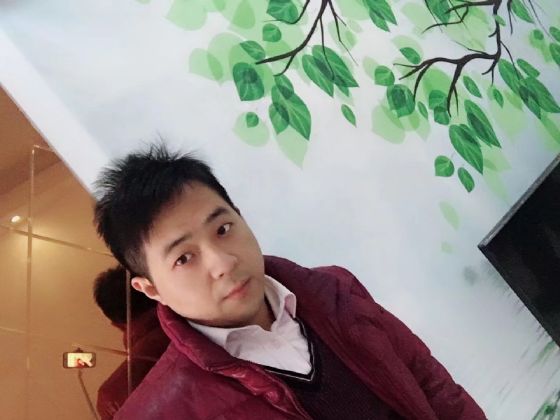 晴空万里的第一张照片--马尾相亲网