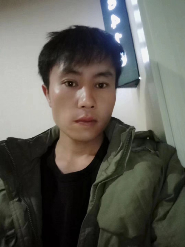 槑头槑脑的第一张照片--马尾相亲网