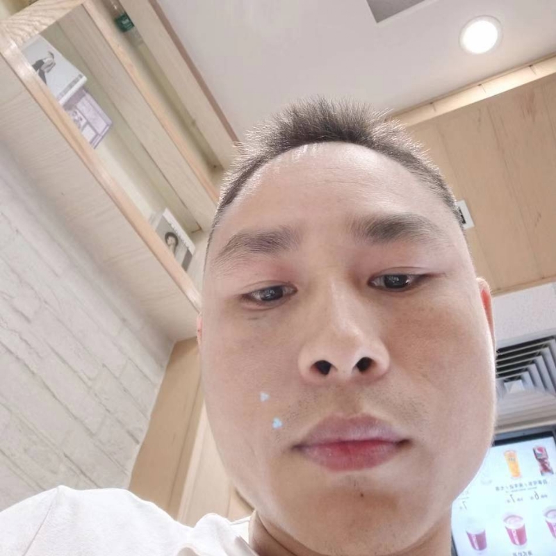 帅了几十年的第一张照片--马尾相亲网