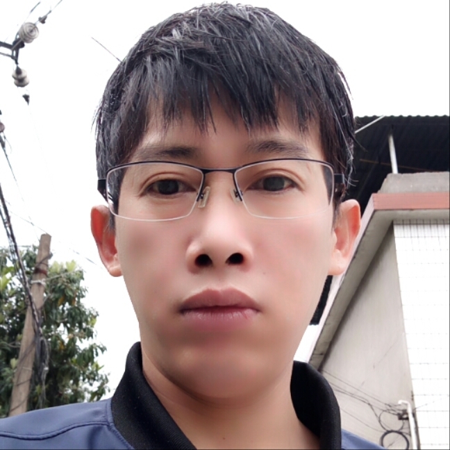下凡买烟的第一张照片--马尾相亲网