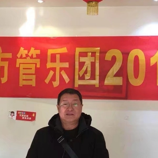 大地神鹰的第一张照片--马尾相亲网