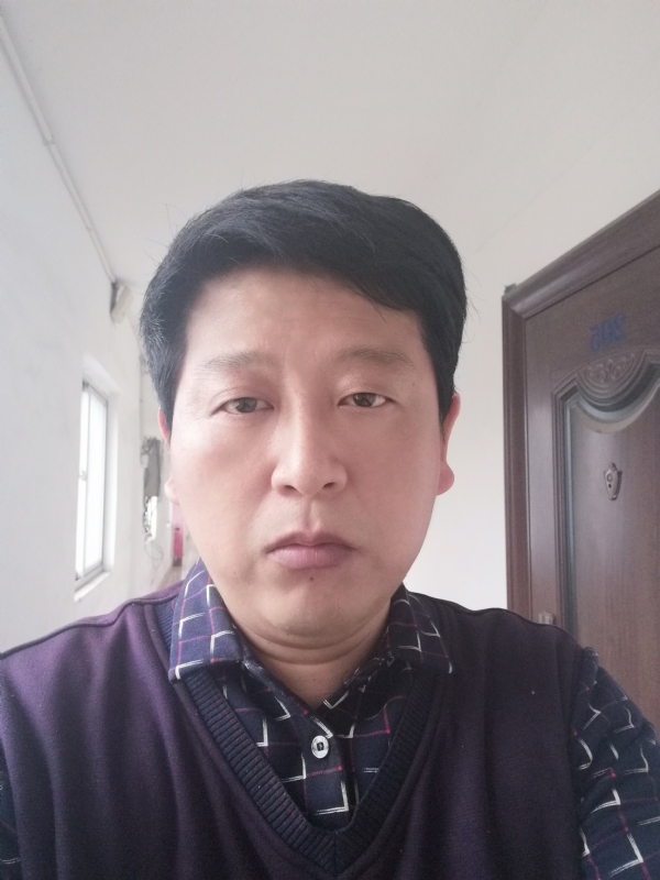 夜色温柔的第四张照片--马尾相亲网