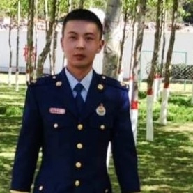 简简单单的第一张照片--马尾相亲网