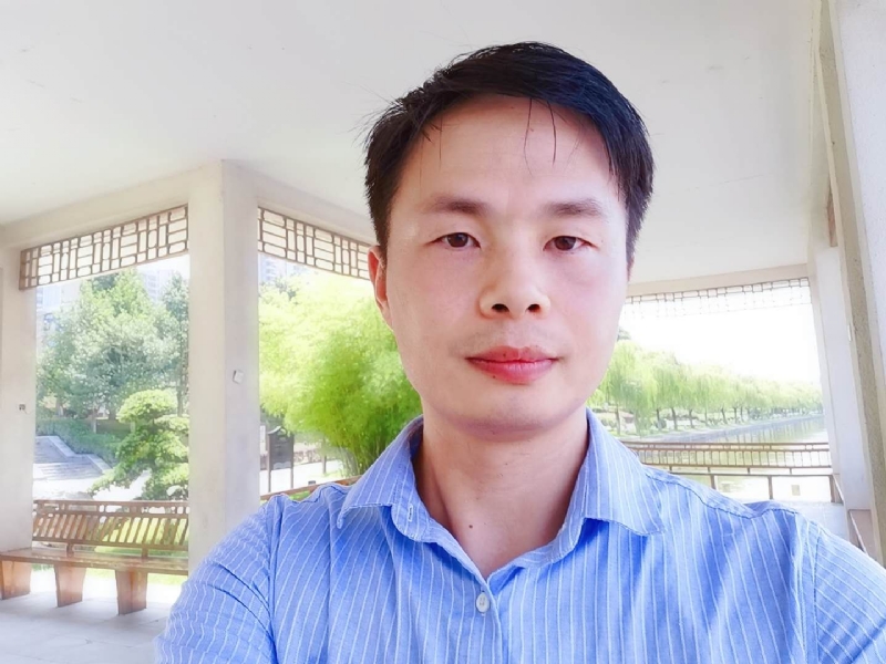 小艾同学的第一张照片--马尾相亲网