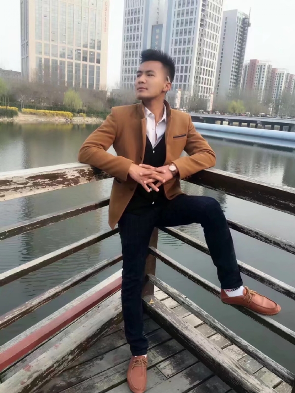 只为等你的第二张照片--马尾相亲网