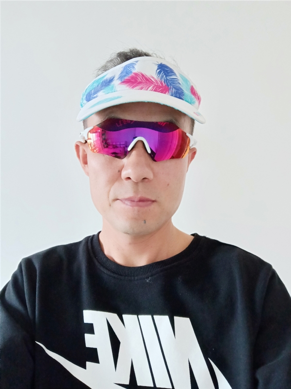 在路上的第一张照片--马尾相亲网