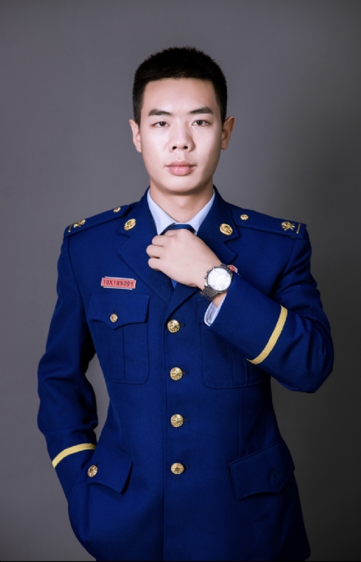 YANG的第一张照片--马尾相亲网