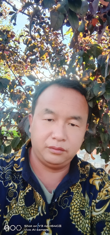 战狼的第一张照片--马尾相亲网