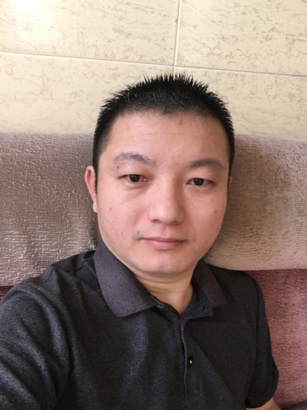 曲怀觞的第一张照片--马尾相亲网