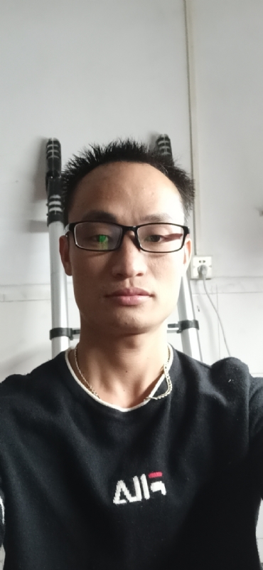 蔡先生的第一张照片--马尾相亲网