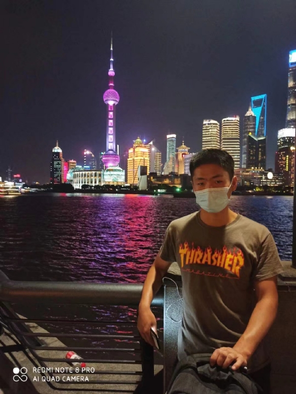 干草铺沙里飞的第一张照片--马尾相亲网