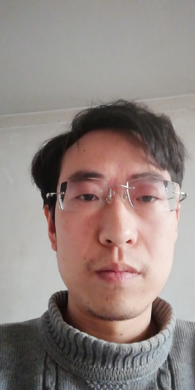 钢铁直男的第一张照片--马尾相亲网