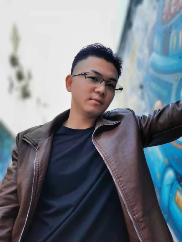 清歌曼舞的第一张照片--马尾相亲网