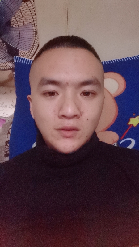 余生平凡的第三张照片--马尾相亲网
