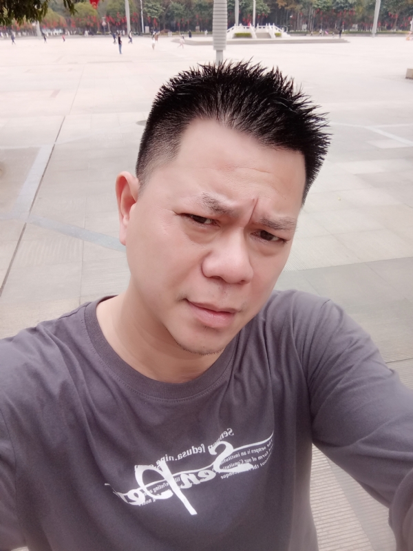 0度保存的第一张照片--马尾相亲网