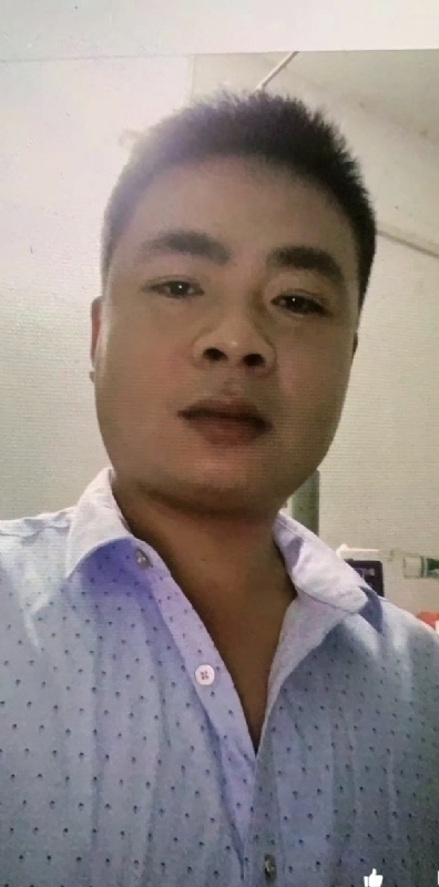 只对你温柔的第一张照片--马尾相亲网