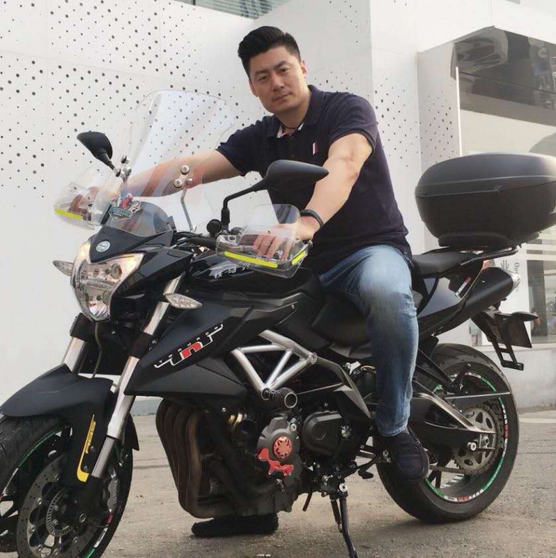 笃行致远的第一张照片--马尾相亲网