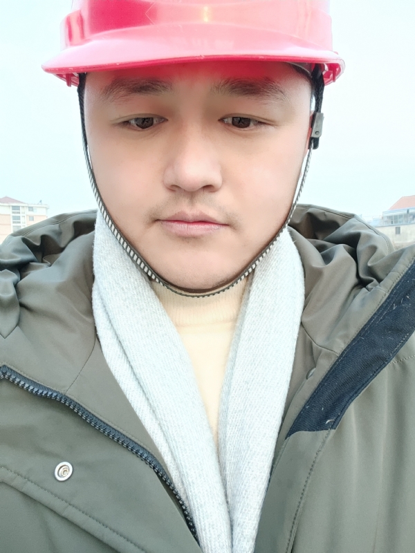 聆听的第三张照片--马尾相亲网