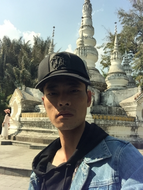 非诚勿扰的第一张照片--马尾相亲网