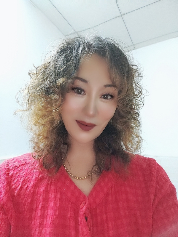 燕子的第一张照片--马尾相亲网