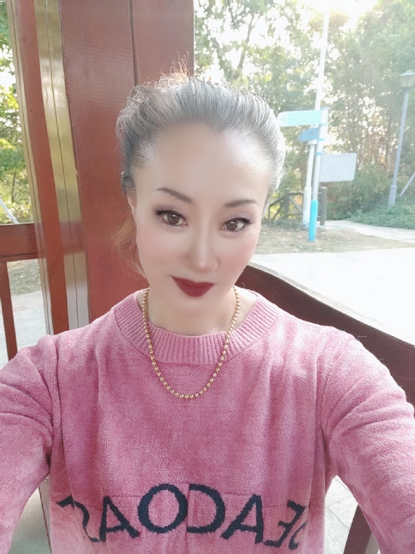 燕子的第五张照片--马尾相亲网