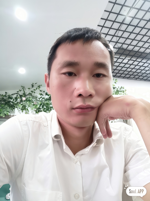 小刚的第一张照片--马尾相亲网