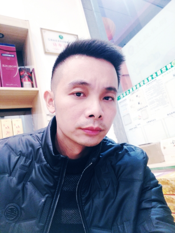 缘份来了挡都挡不住的第一张照片--马尾相亲网