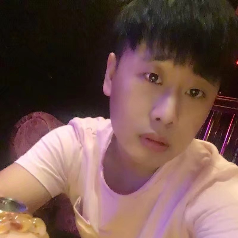 闪烁的第一张照片--马尾相亲网