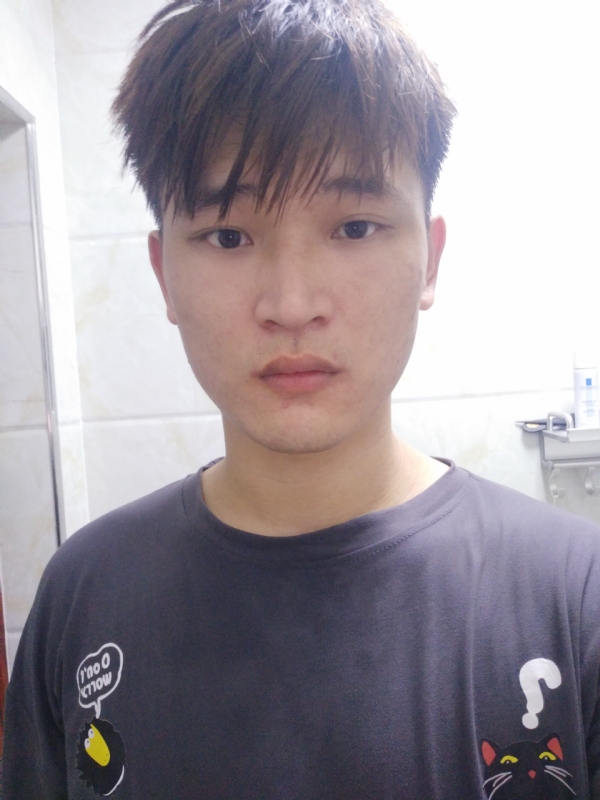 船长的第一张照片--马尾相亲网