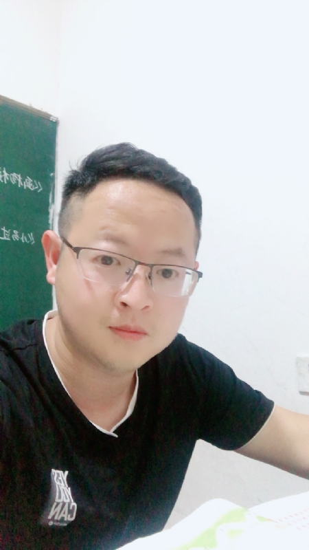 爱不渝的第三张照片--马尾相亲网