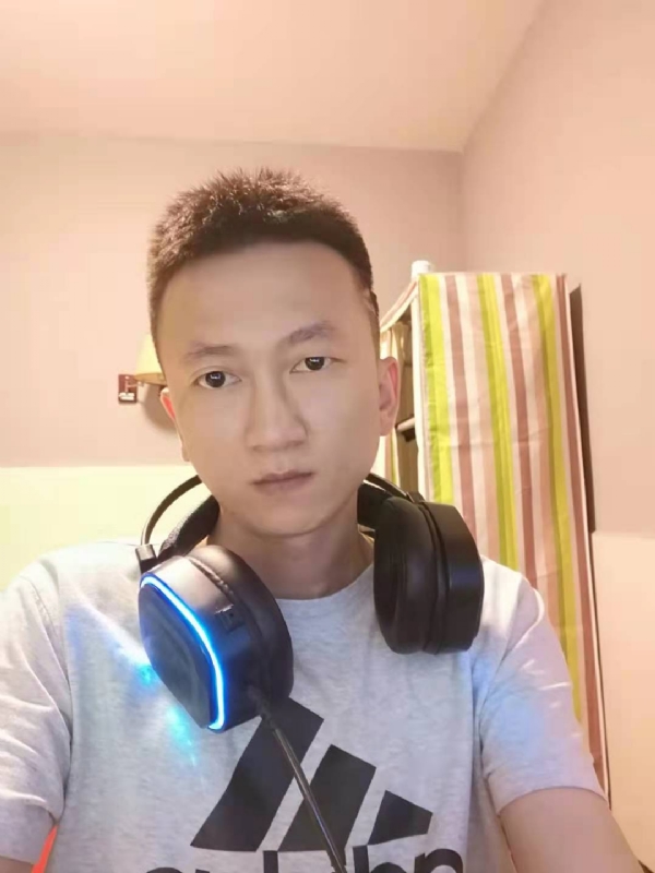 嘿嘿嘿的第二张照片--马尾相亲网