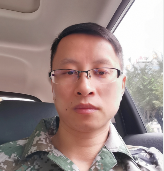 风来云意的第一张照片--马尾相亲网