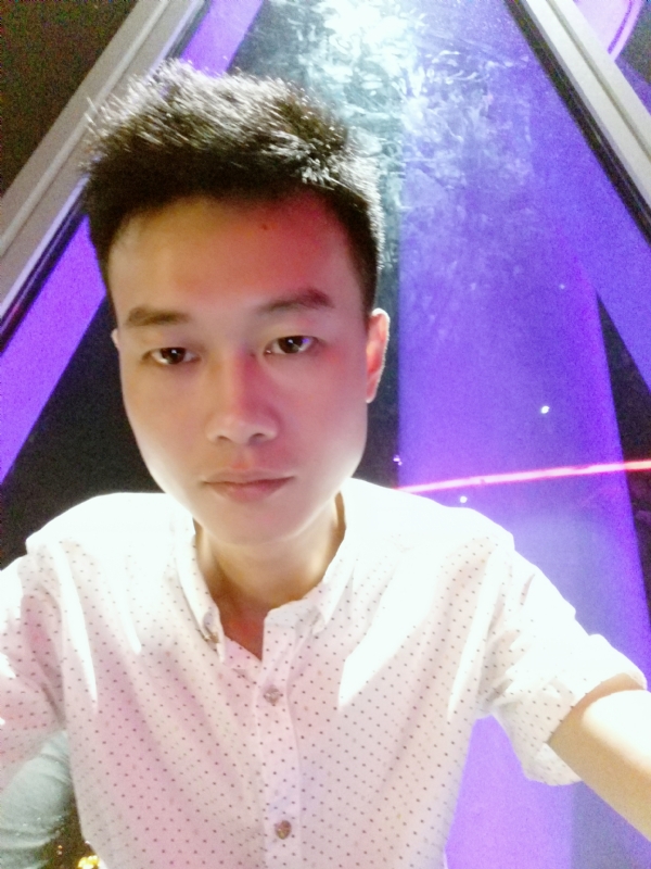 西风的第一张照片--马尾相亲网
