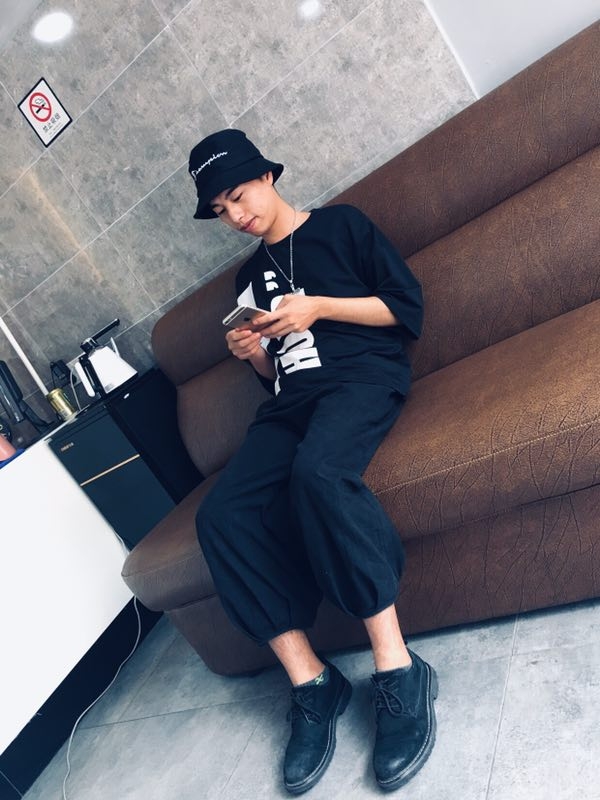 寻找的第三张照片--马尾相亲网